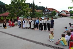 Druženje otrok s stanovalci Centra starejših 6